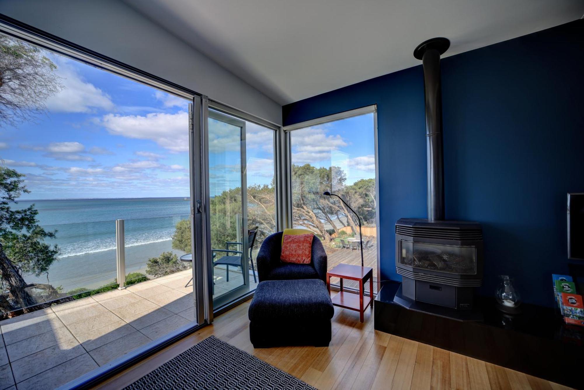 Battery Cove Beach Front Apartment พอร์ตแฟรี ภายนอก รูปภาพ